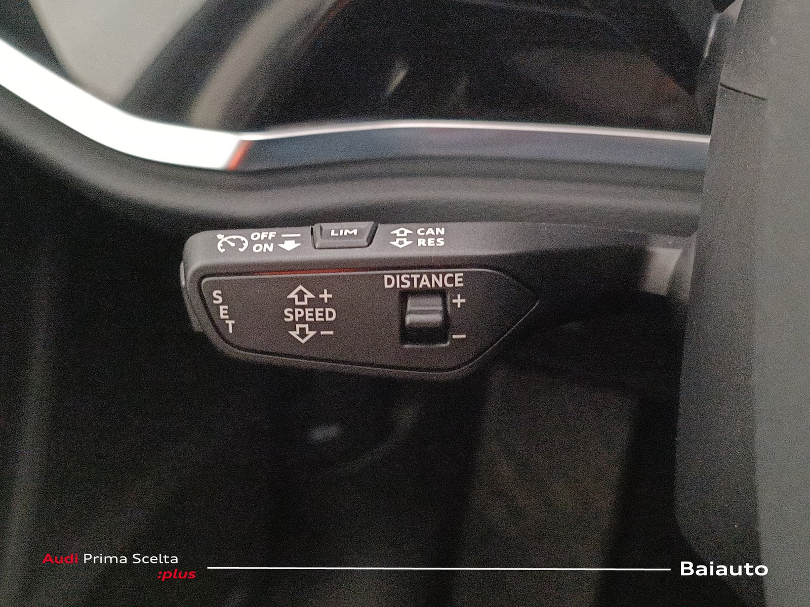 18 - Audi Q3 35 2.0 tdi business advanced s tronic