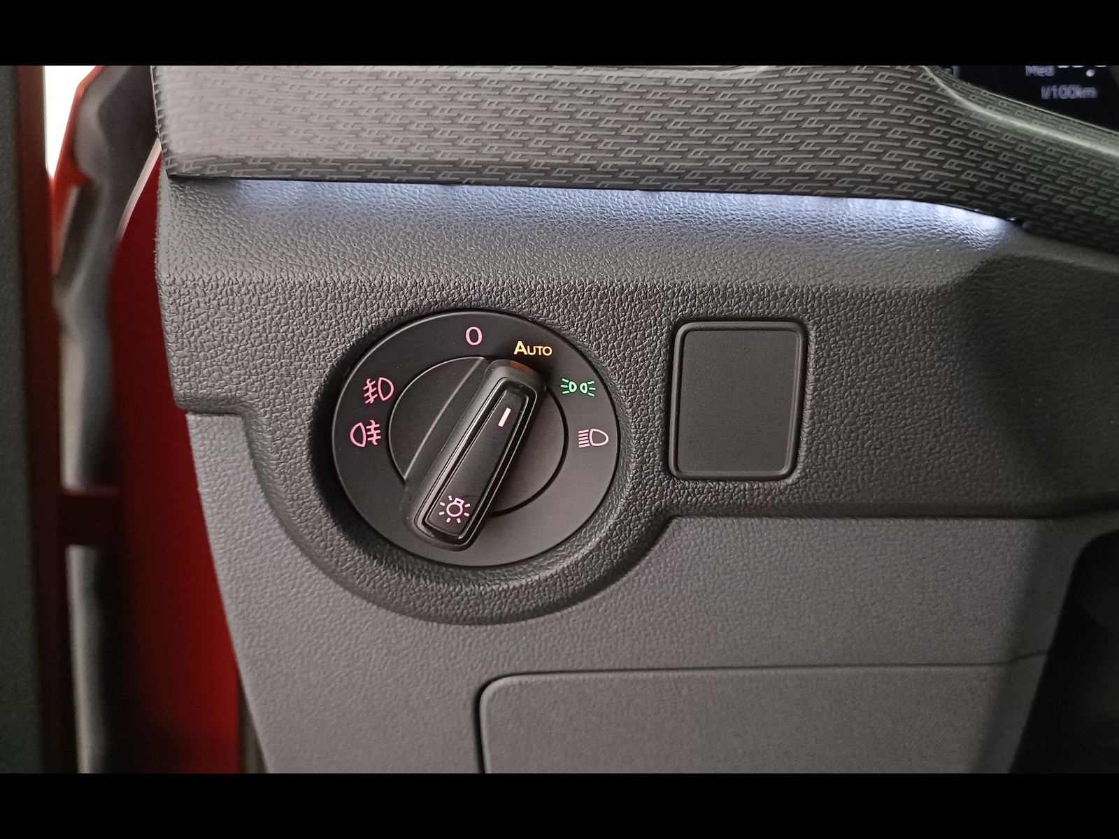 23 - Volkswagen T-Cross 1.0 tsi 110cv advanced dsg