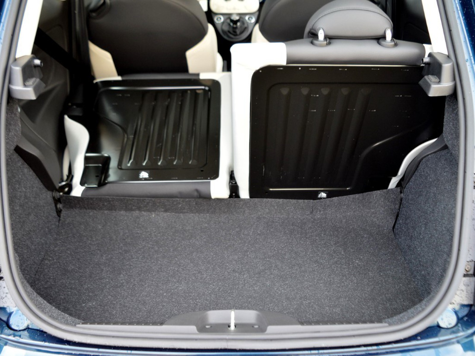 17 - Fiat 500 1.0 firefly hybrid 70cv dolcevita