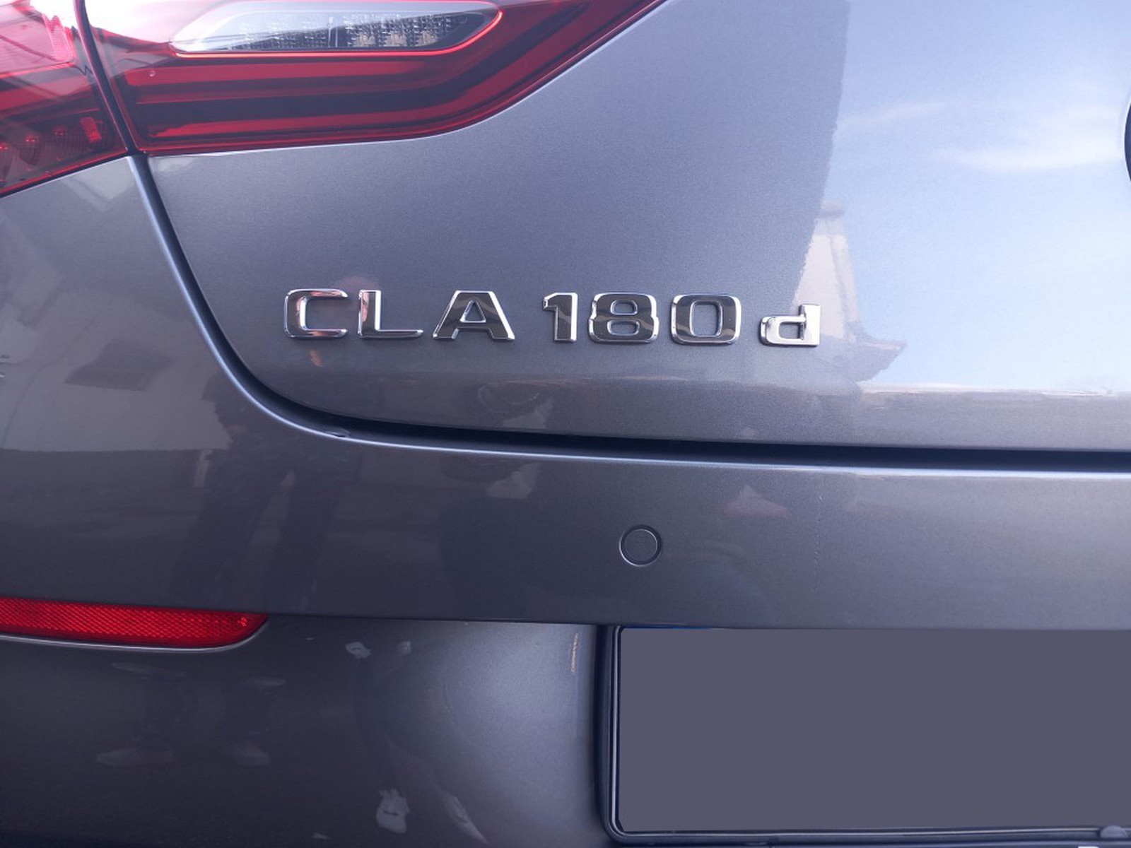 24 - Mercedes CLA shooting brake 180 d amg line advanced plus 8g-dct