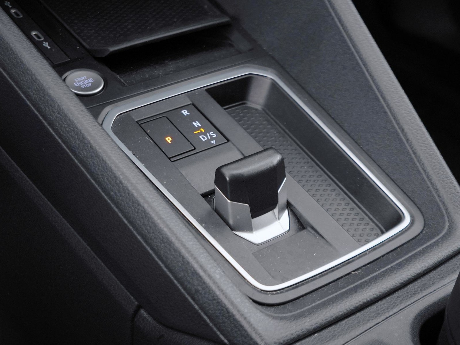 24 - Volkswagen VIC Caddy 2.0 tdi 122cv style dsg7