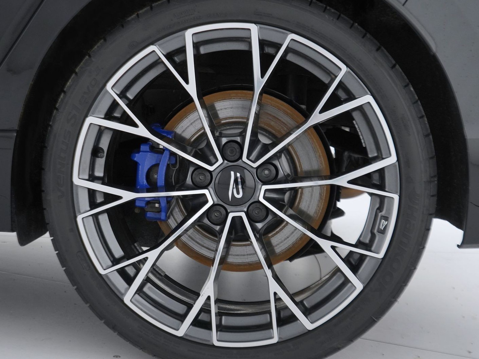 12 - Volkswagen Golf 2.0 tsi 333cv r 4motion dsg