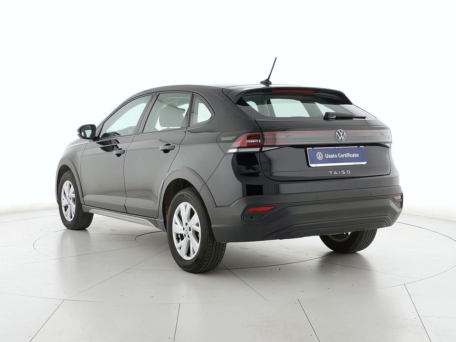 4 - Volkswagen Taigo 1.0 tsi 115cv life