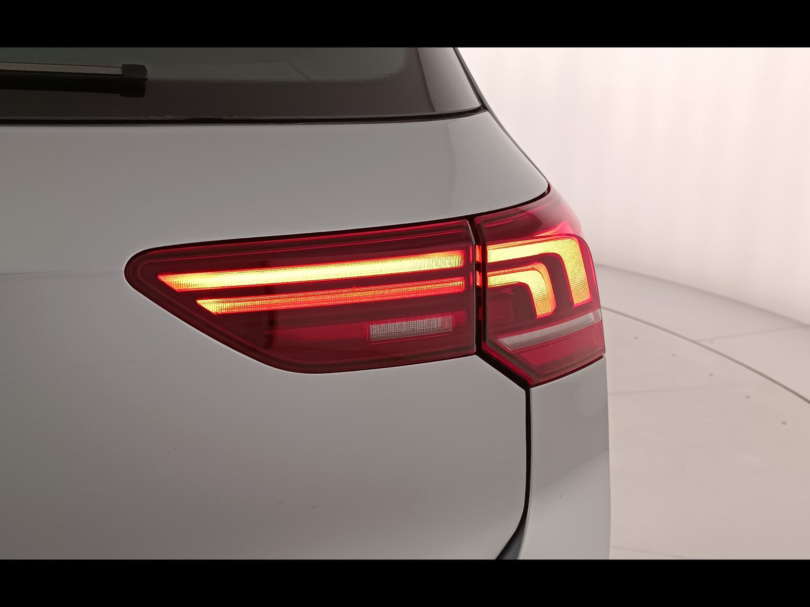 45 - Volkswagen Golf 2.0 tdi scr 150cv style dsg