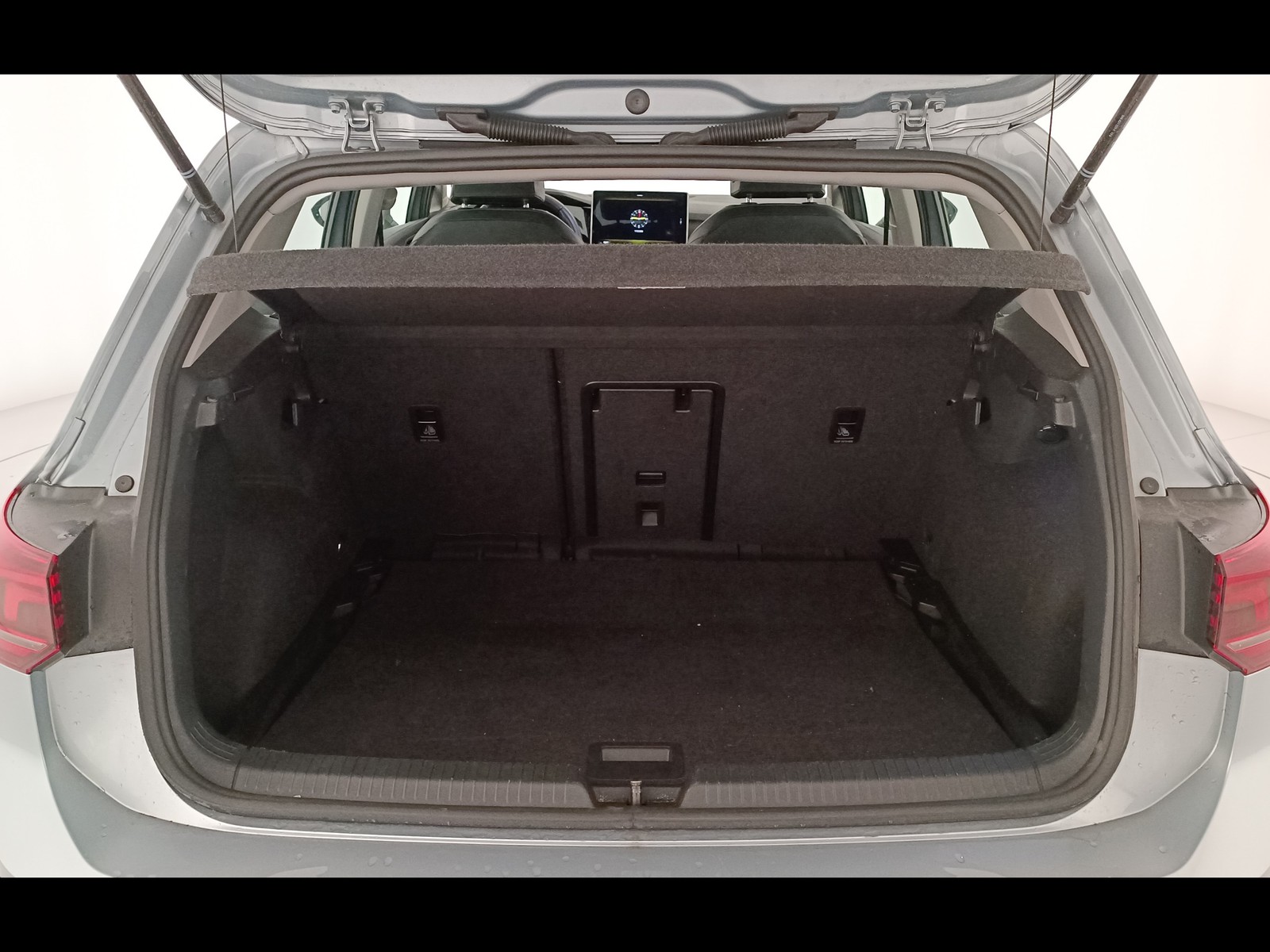 10 - Volkswagen Golf 2.0 tdi scr 150cv style dsg