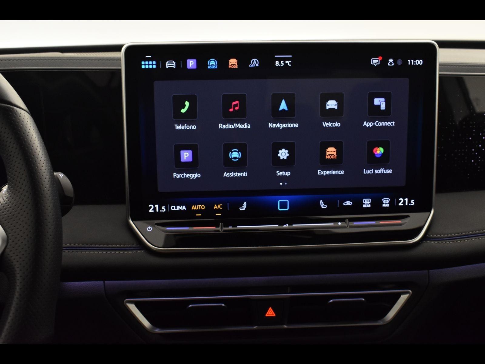 20 - Volkswagen Tiguan 2.0 tdi scr 150cv r-line dsg