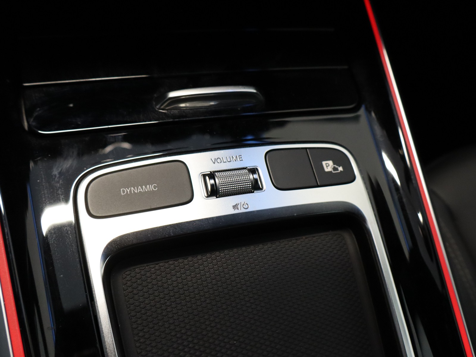 12 - Mercedes EQB 250+ progressive