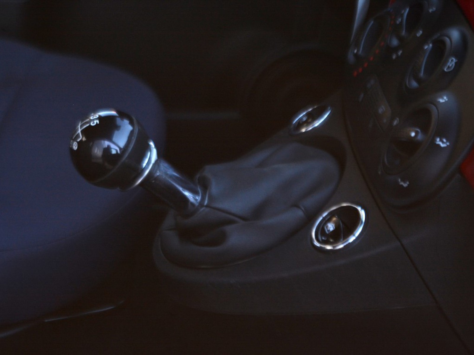 12 - Fiat 500 1.0 firefly hybrid 70cv cult