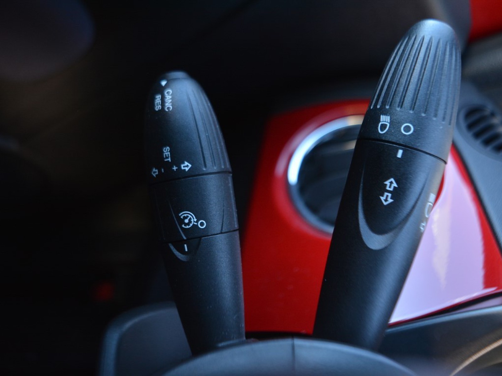 18 - Fiat 500 1.0 firefly hybrid 70cv cult