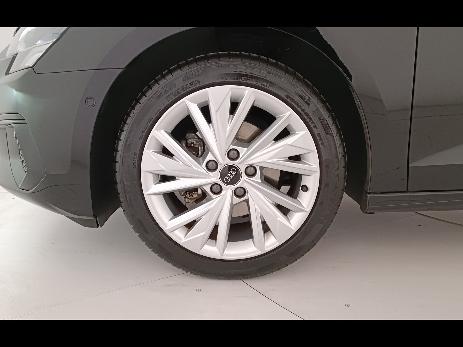 11 - Audi A3 sportback 30 1.0 tfsi business