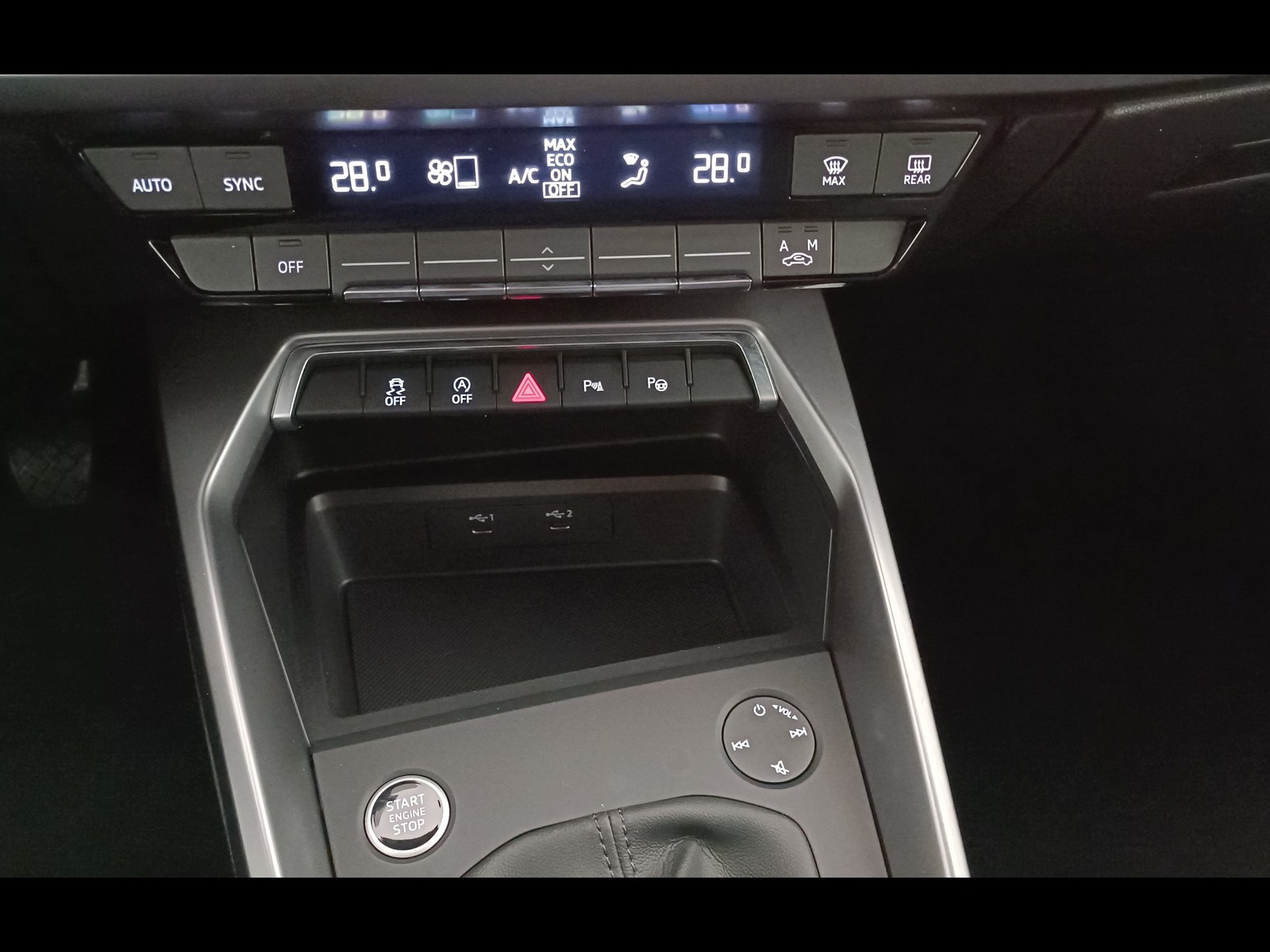 23 - Audi A3 sportback 30 1.0 tfsi business