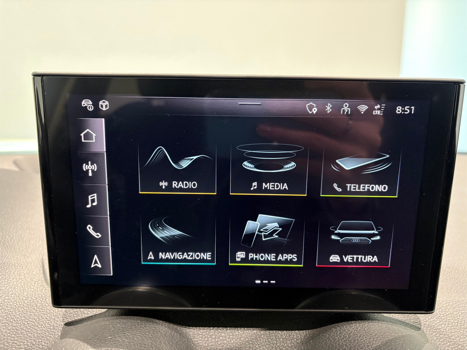 10 - Audi Q2 35 1.5 tfsi s line edition s tronic