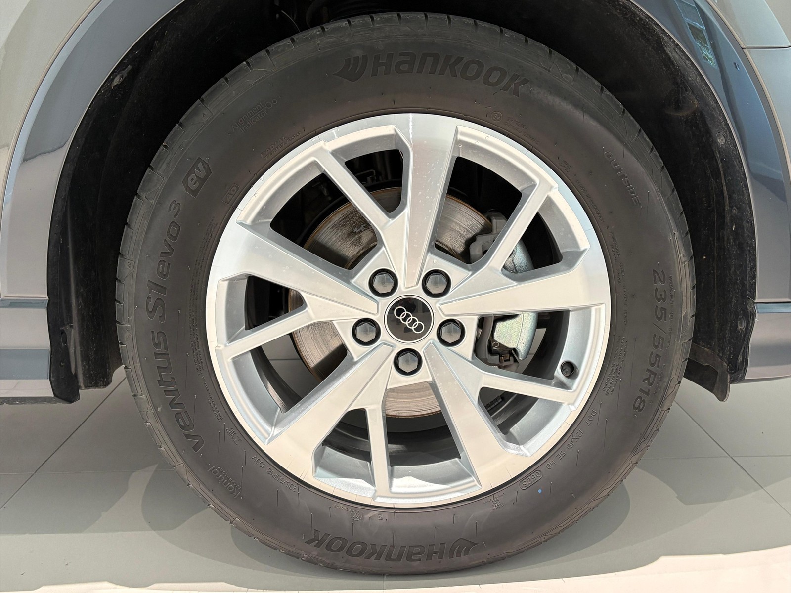 8 - Audi Q3 35 2.0 tdi business advanced s tronic