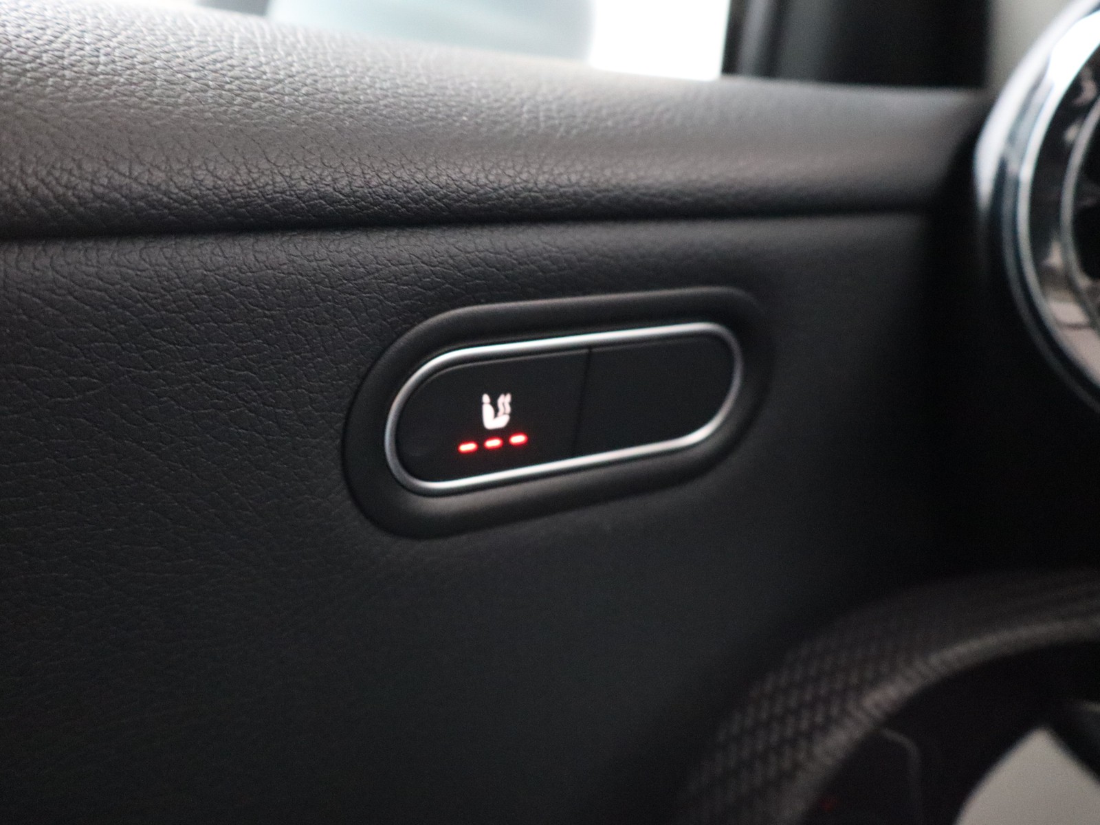 15 - Mercedes Classe A 180 d advanced speedshift dct amg 8g