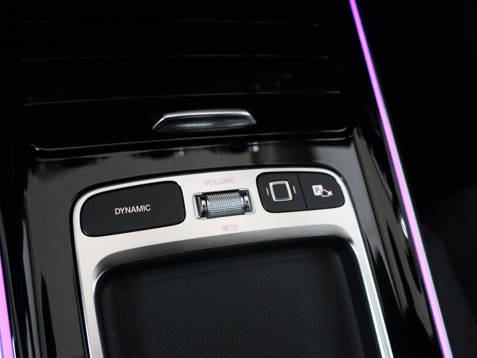 14 - Mercedes GLA 200 d amg line advanced plus 8g-dct