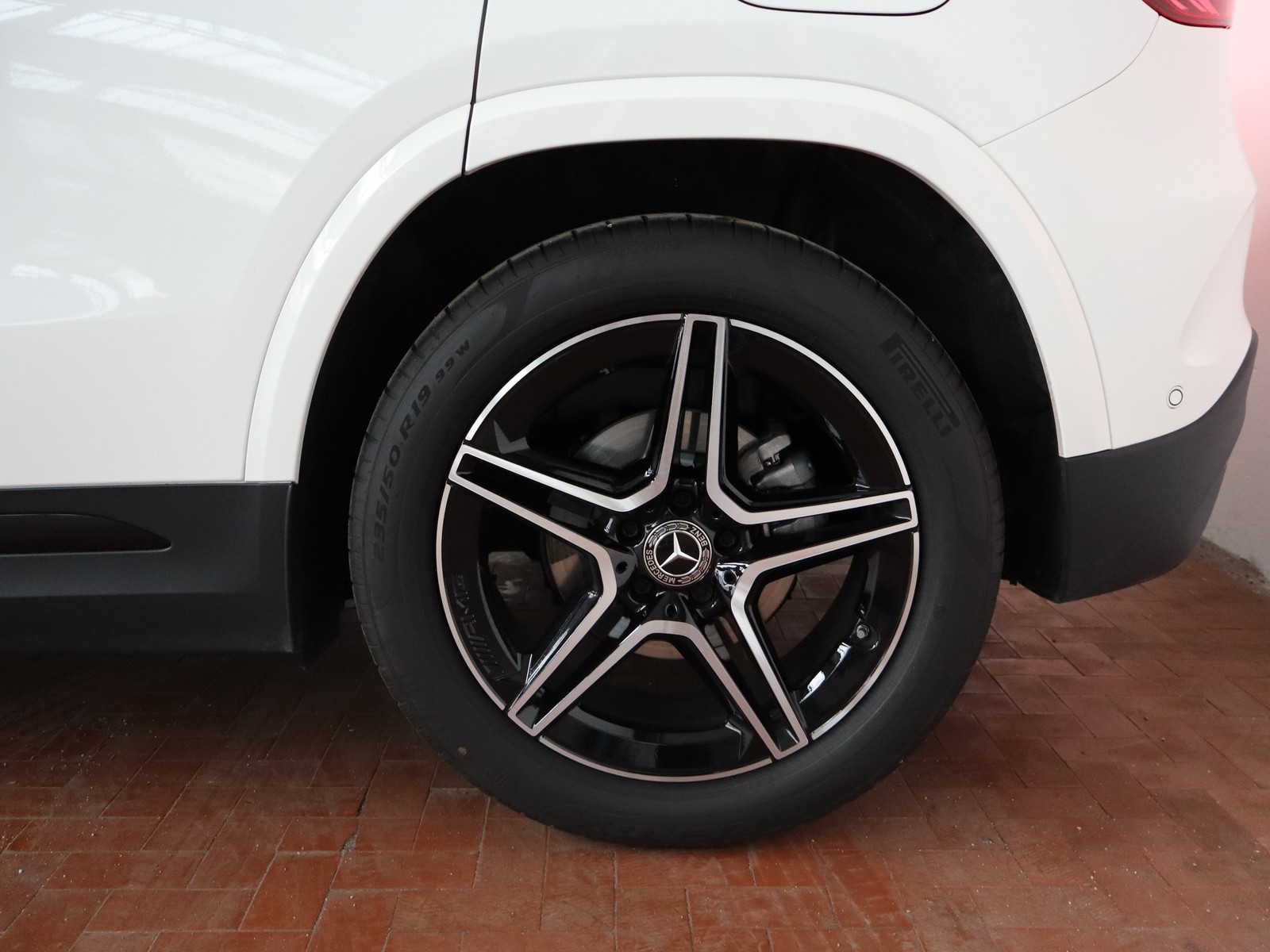 4 - Mercedes GLA 200 d amg line advanced plus 8g-dct