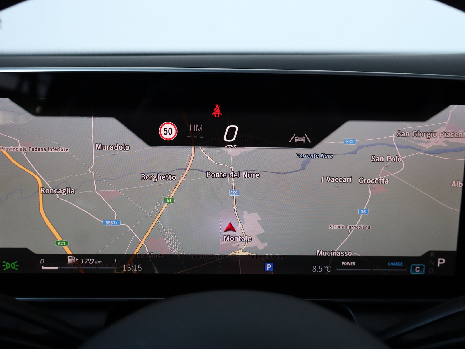 16 - Mercedes GLC suv 300 d amg line premium 4matic 9g-tronic