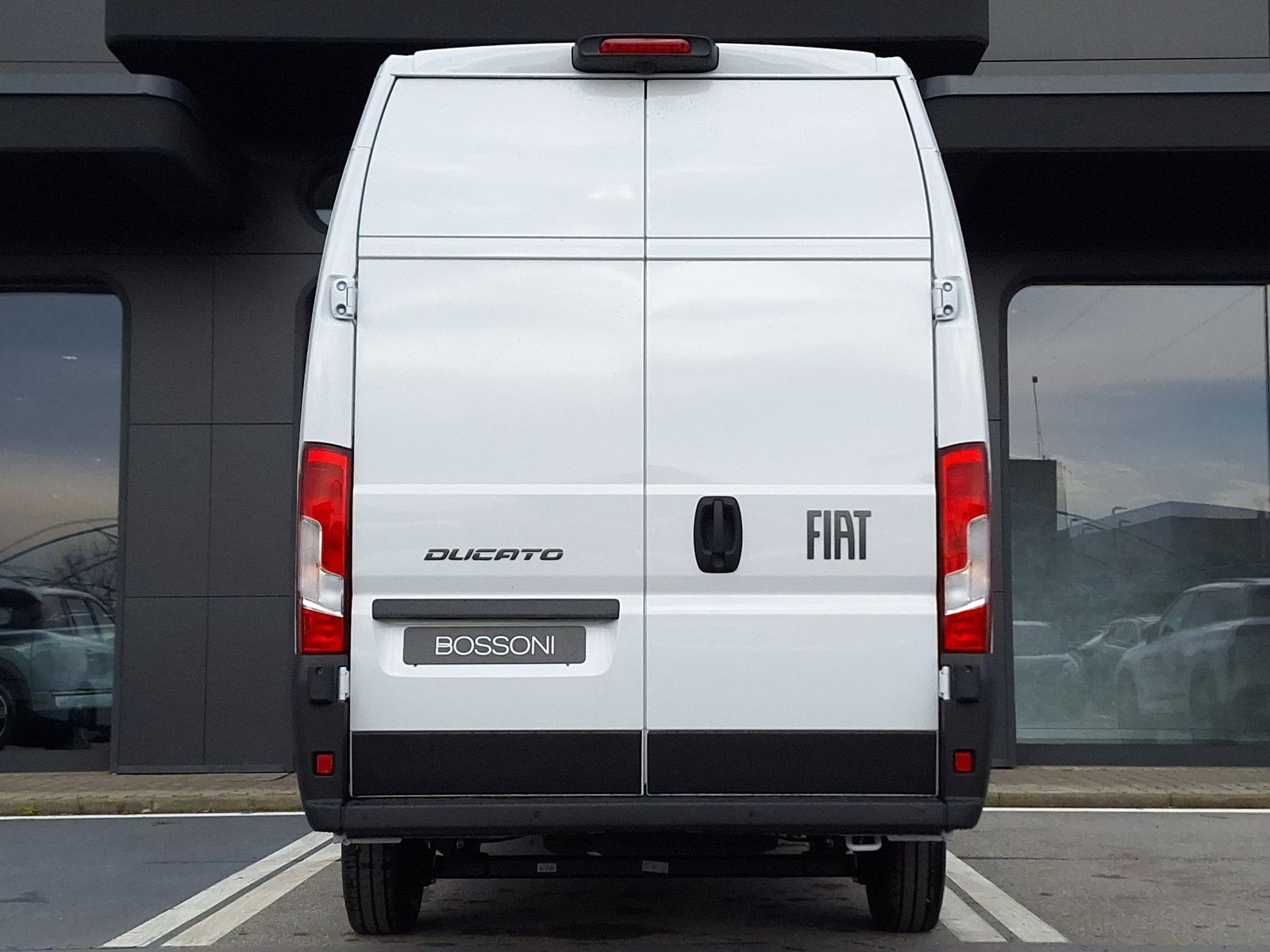 5 - Fiat Professional Ducato Maxi Furgone Lastrato L4h3 35 2.2 Diesel 140 Cv Manuale