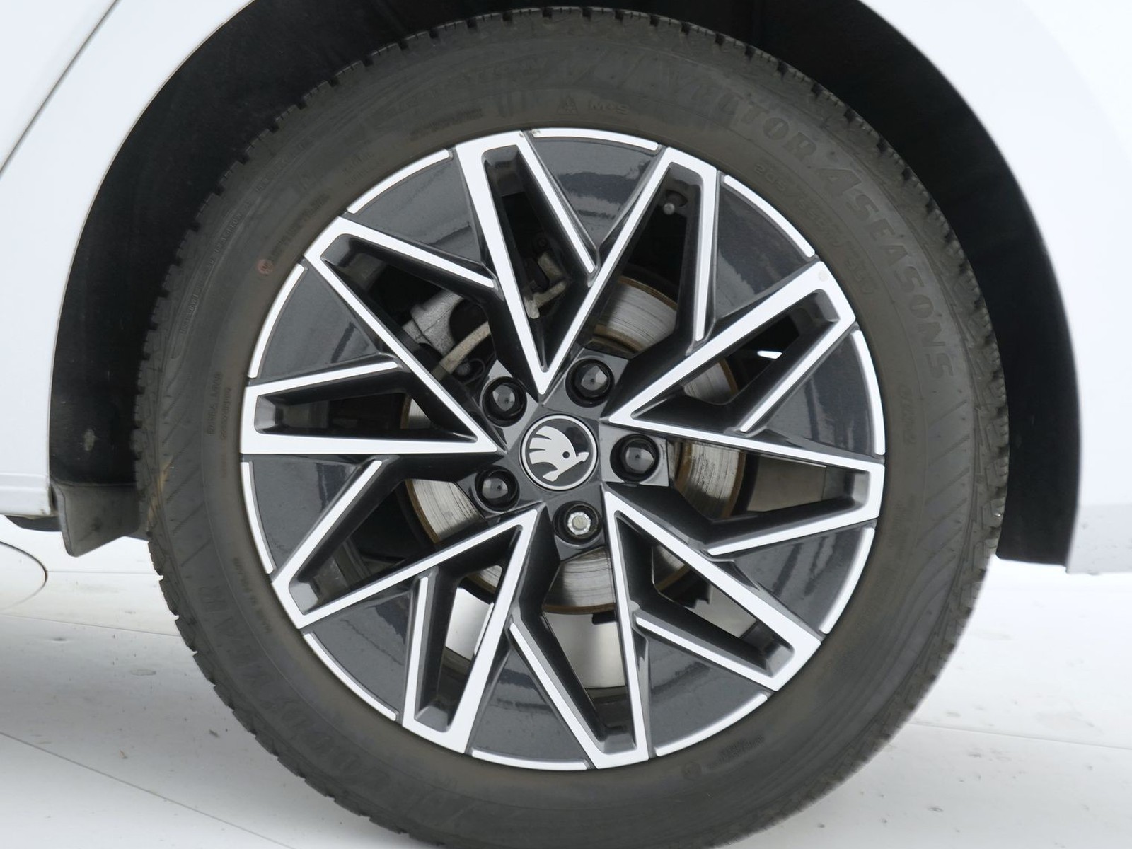 12 - Skoda Octavia wagon 2.0 tdi 150cv executive dsg