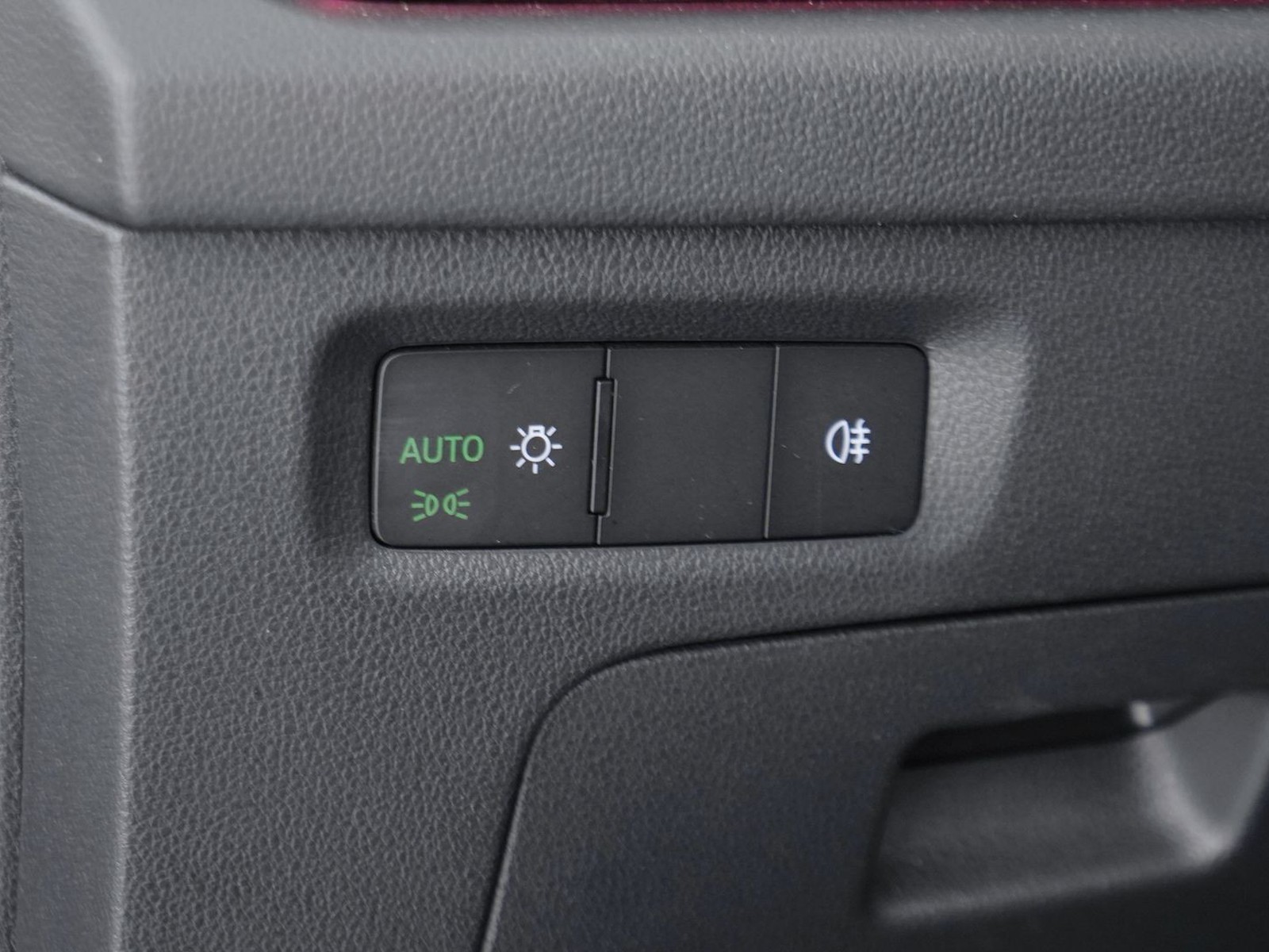 16 - Skoda Octavia wagon 2.0 tdi 150cv executive dsg