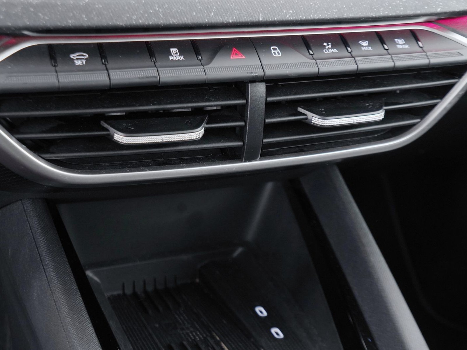 24 - Skoda Octavia wagon 2.0 tdi 150cv executive dsg