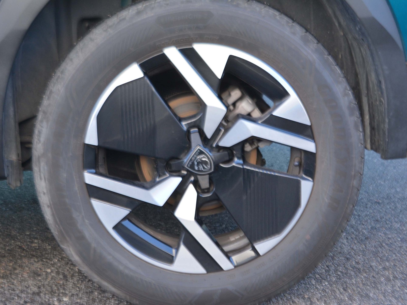 15 - Peugeot 2008 1.2 puretech 100cv allure s&s