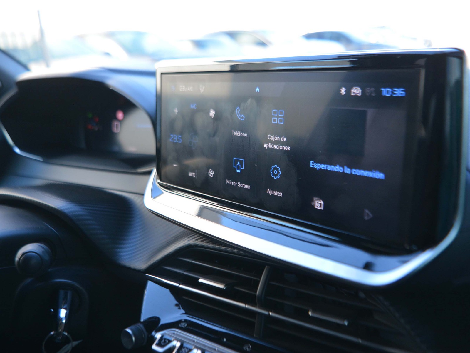 10 - Peugeot 2008 1.2 puretech 100cv allure s&s