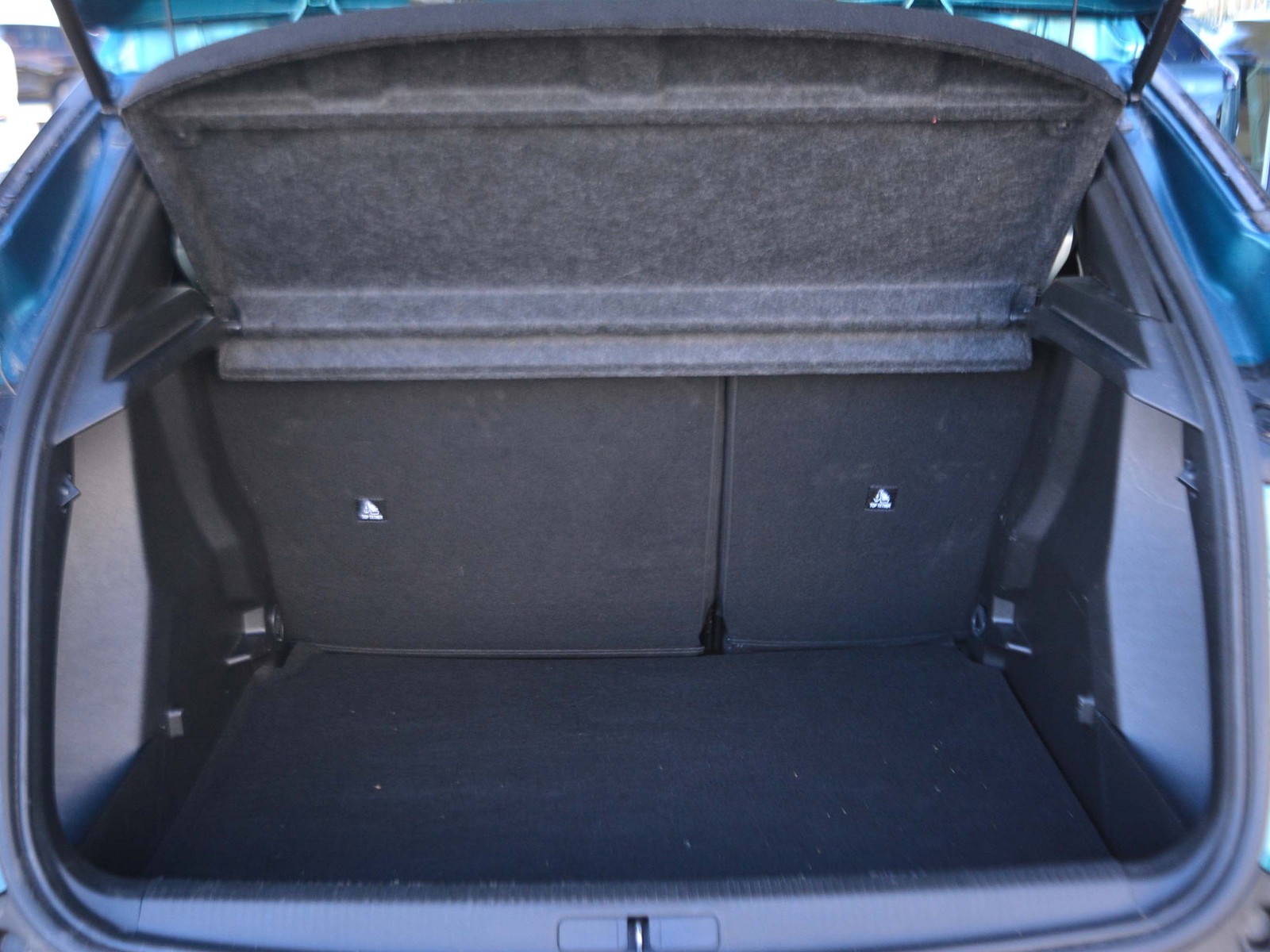 14 - Peugeot 2008 1.2 puretech 100cv allure s&s