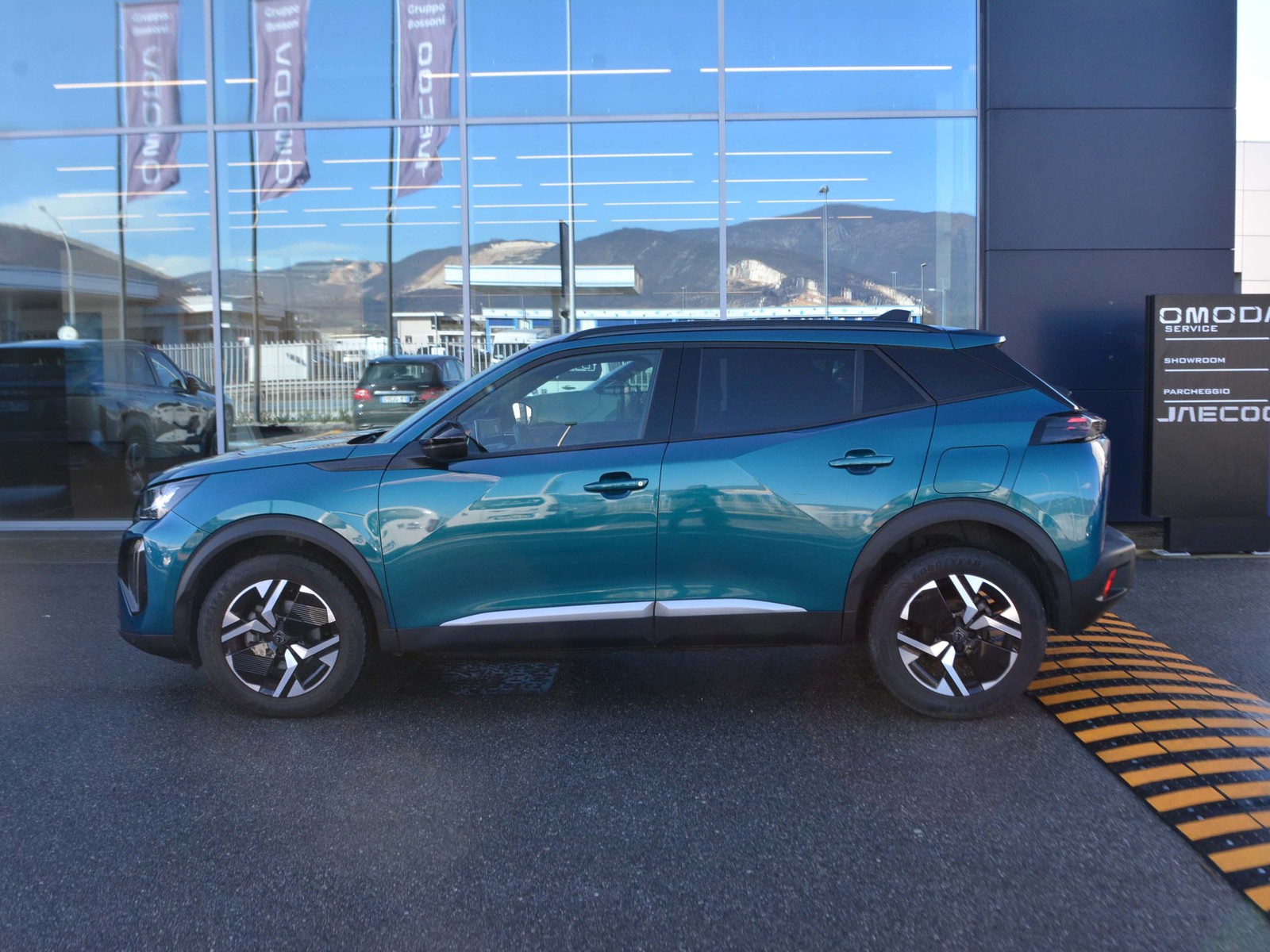 24 - Peugeot 2008 1.2 puretech 100cv allure s&s