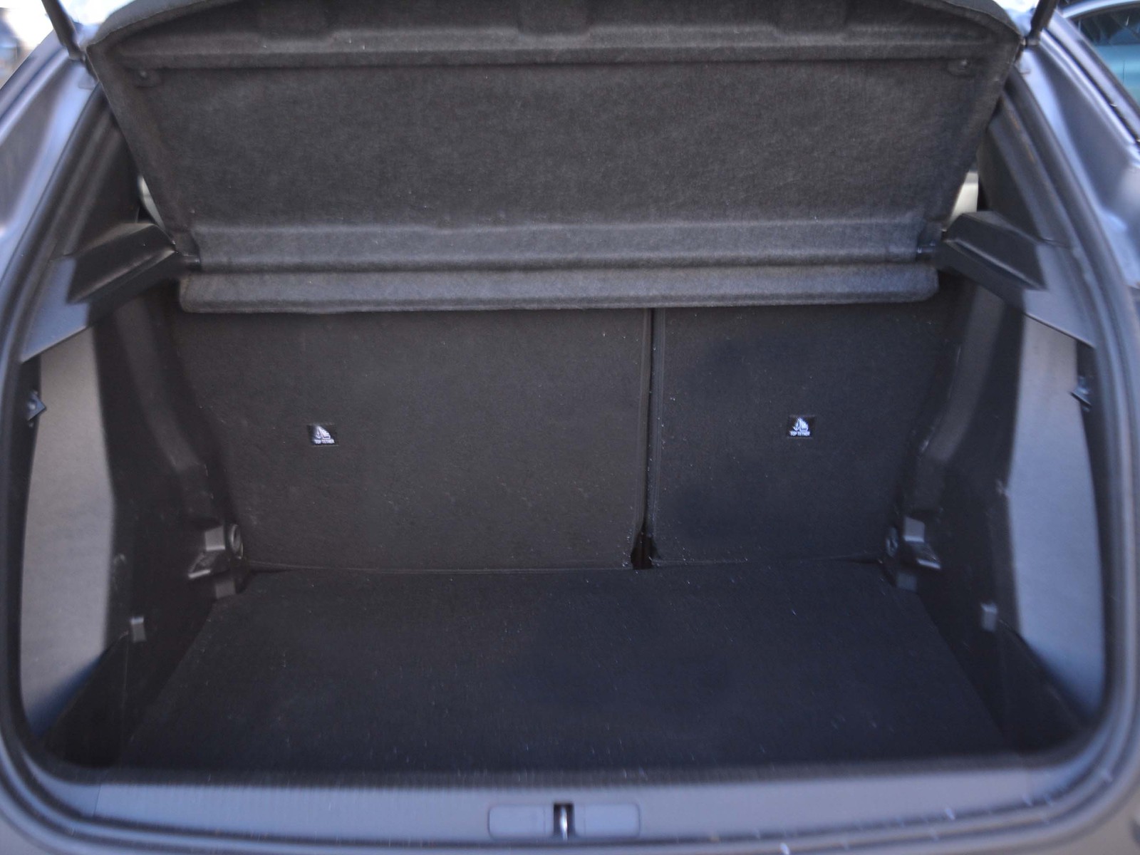 14 - Peugeot 2008 1.2 puretech 100cv allure s&s