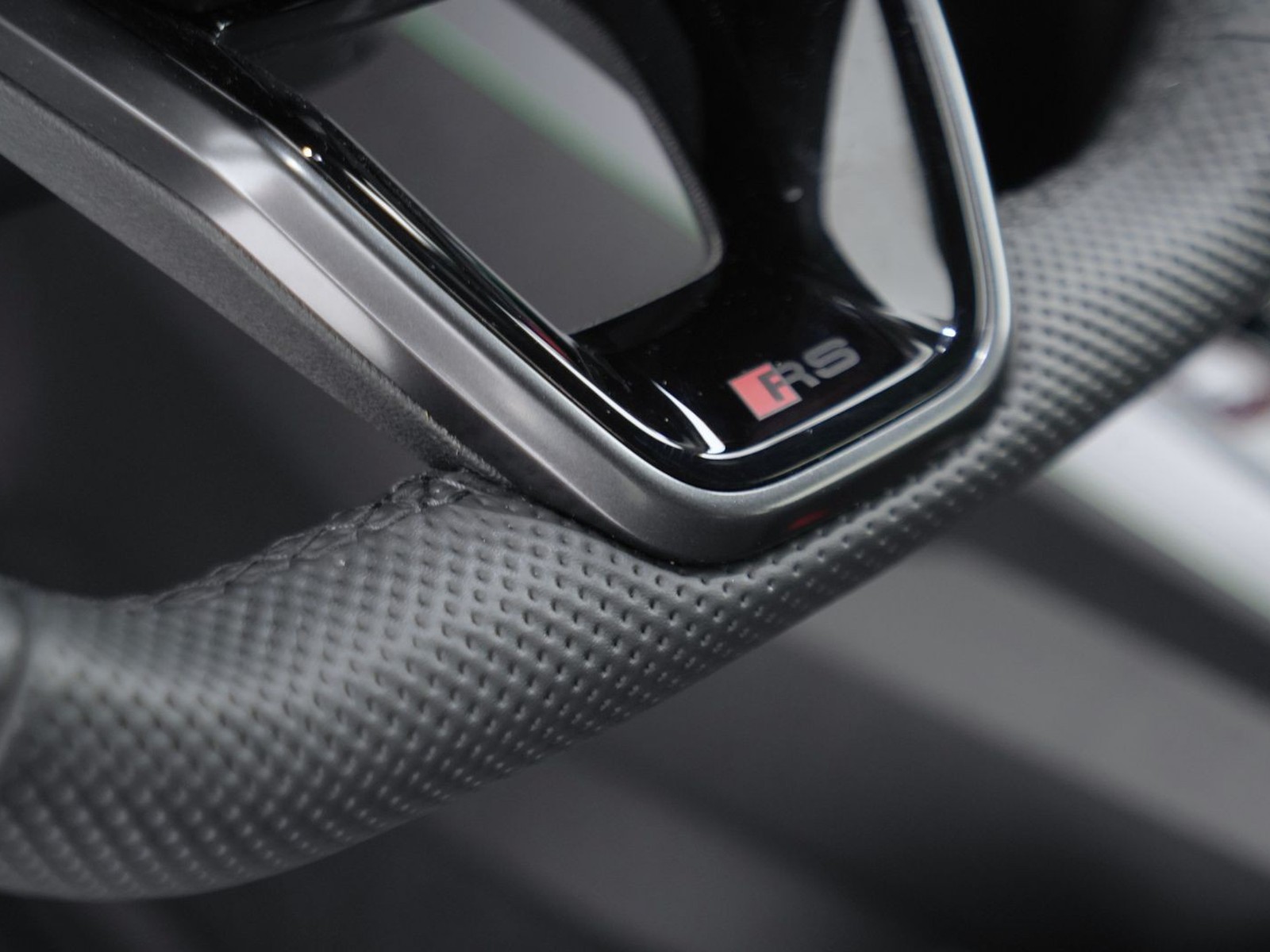 30 - Audi RS3 sportback 2.5 tfsi quattro