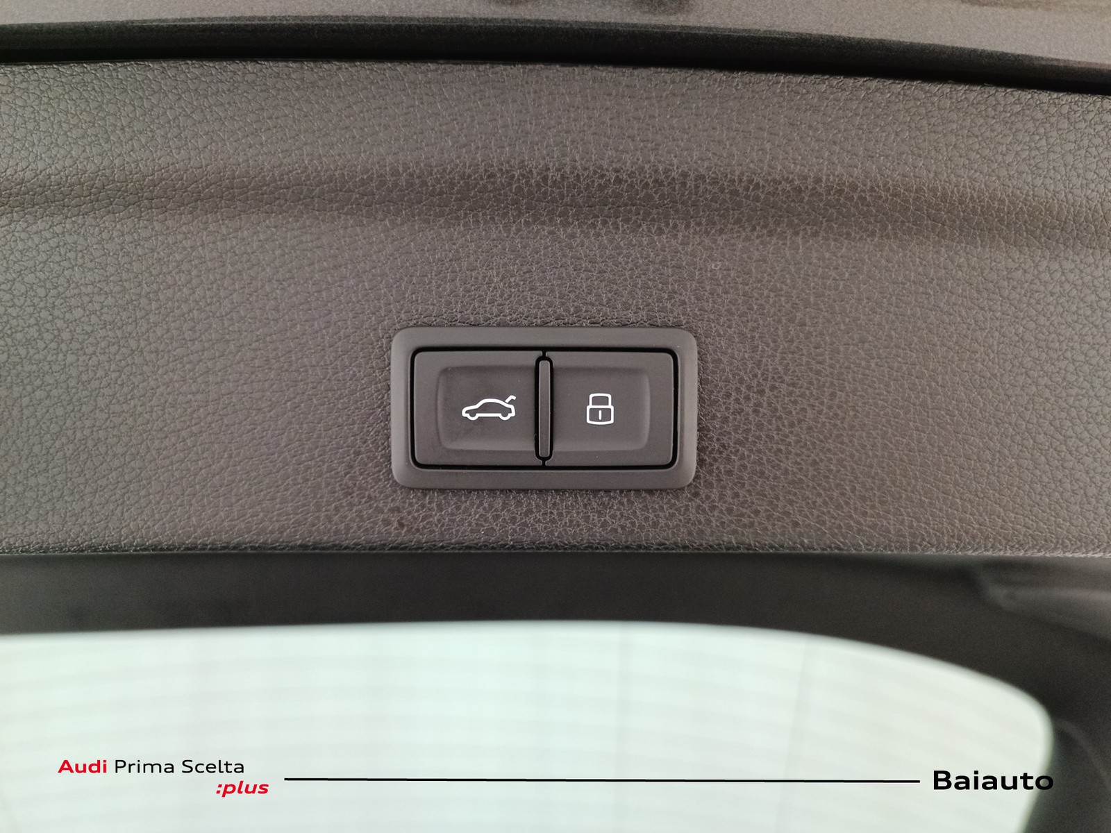 36 - Audi Q3 sportback 35 1.5 tfsi evo2 s line edition s tronic