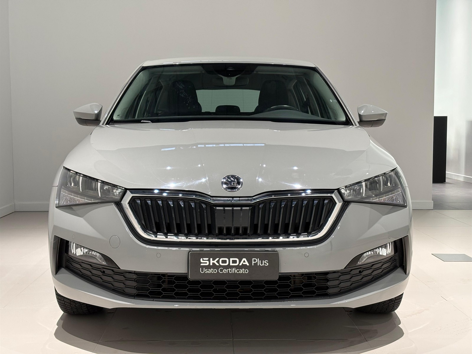 2 - Skoda Scala berlina 1.0 g-tec 90cv ambition