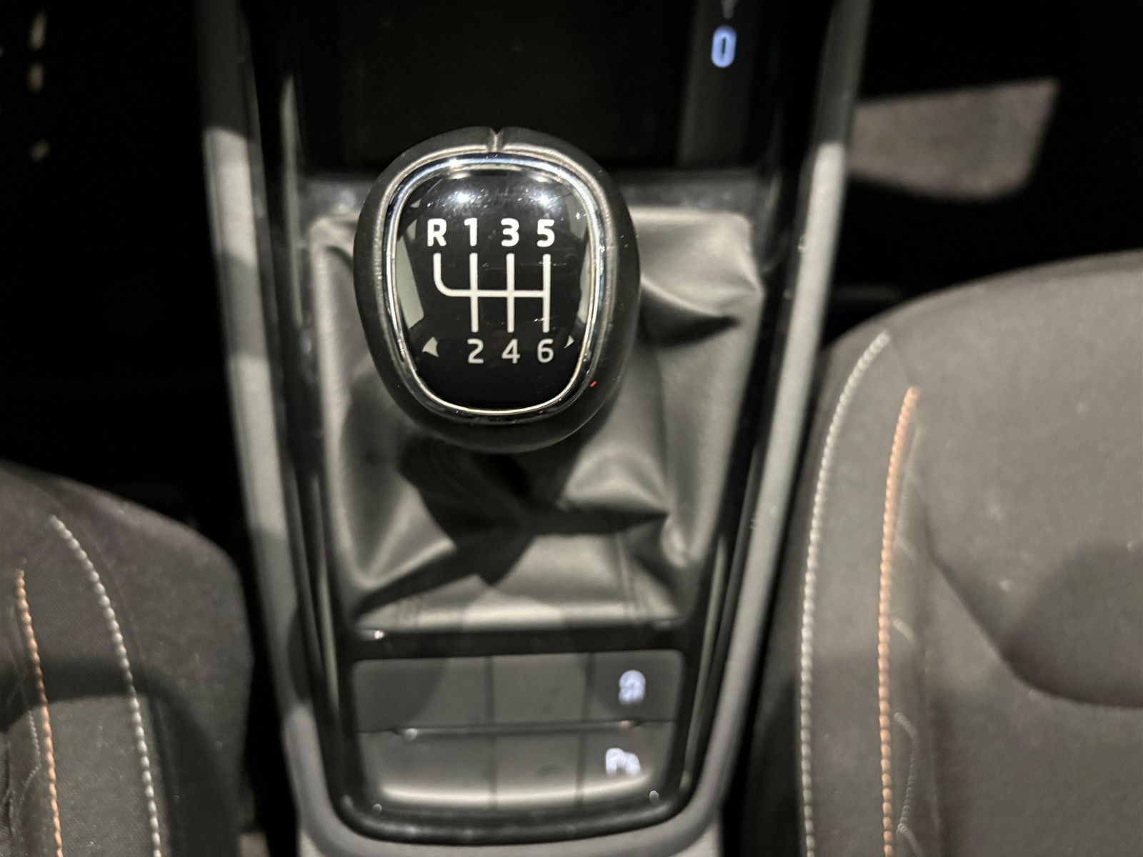 17 - Skoda Scala berlina 1.0 g-tec 90cv ambition