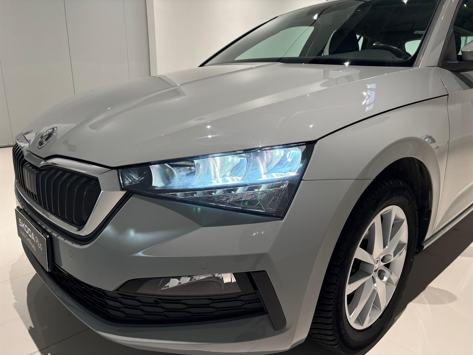 27 - Skoda Scala berlina 1.0 g-tec 90cv ambition