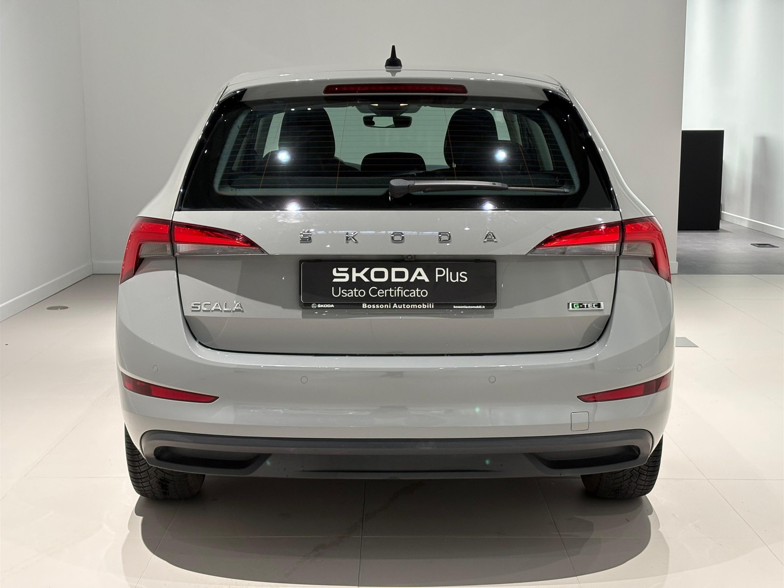 8 - Skoda Scala berlina 1.0 g-tec 90cv ambition