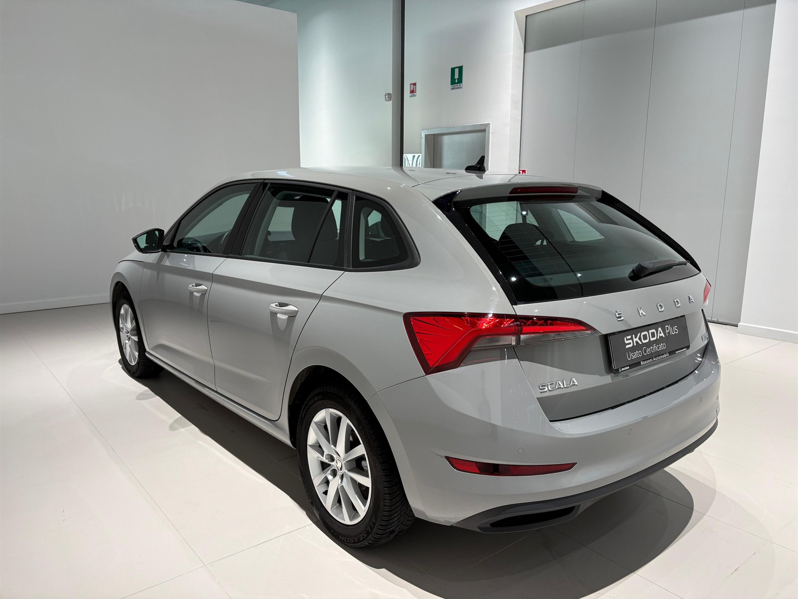 9 - Skoda Scala berlina 1.0 g-tec 90cv ambition