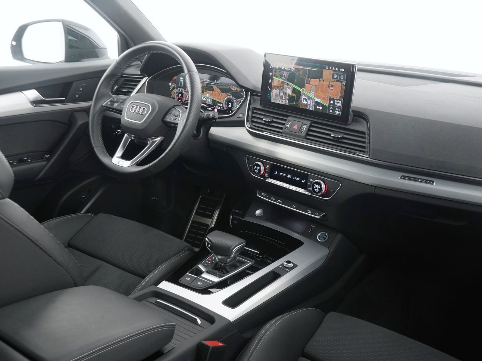 4 - Audi Q5 40 2.0 tdi mhev 12v s line quattro s tronic