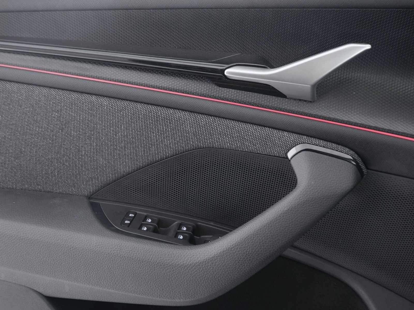 17 - Skoda Kodiaq 1.5 tsi m-hev 150cv executive dsg 7p.ti