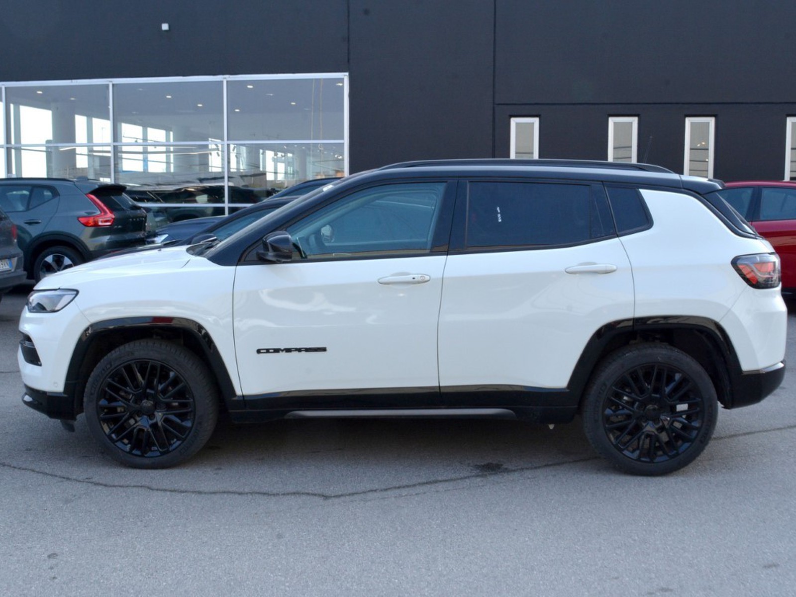 24 - Jeep Compass 1.6 multijet ii 130cv s 2wd