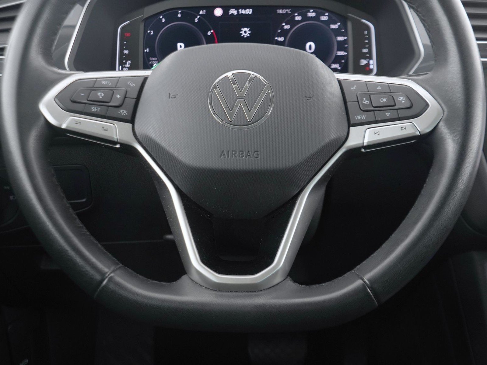 15 - Volkswagen Tiguan 1.5 tsi act 150cv elegance dsg