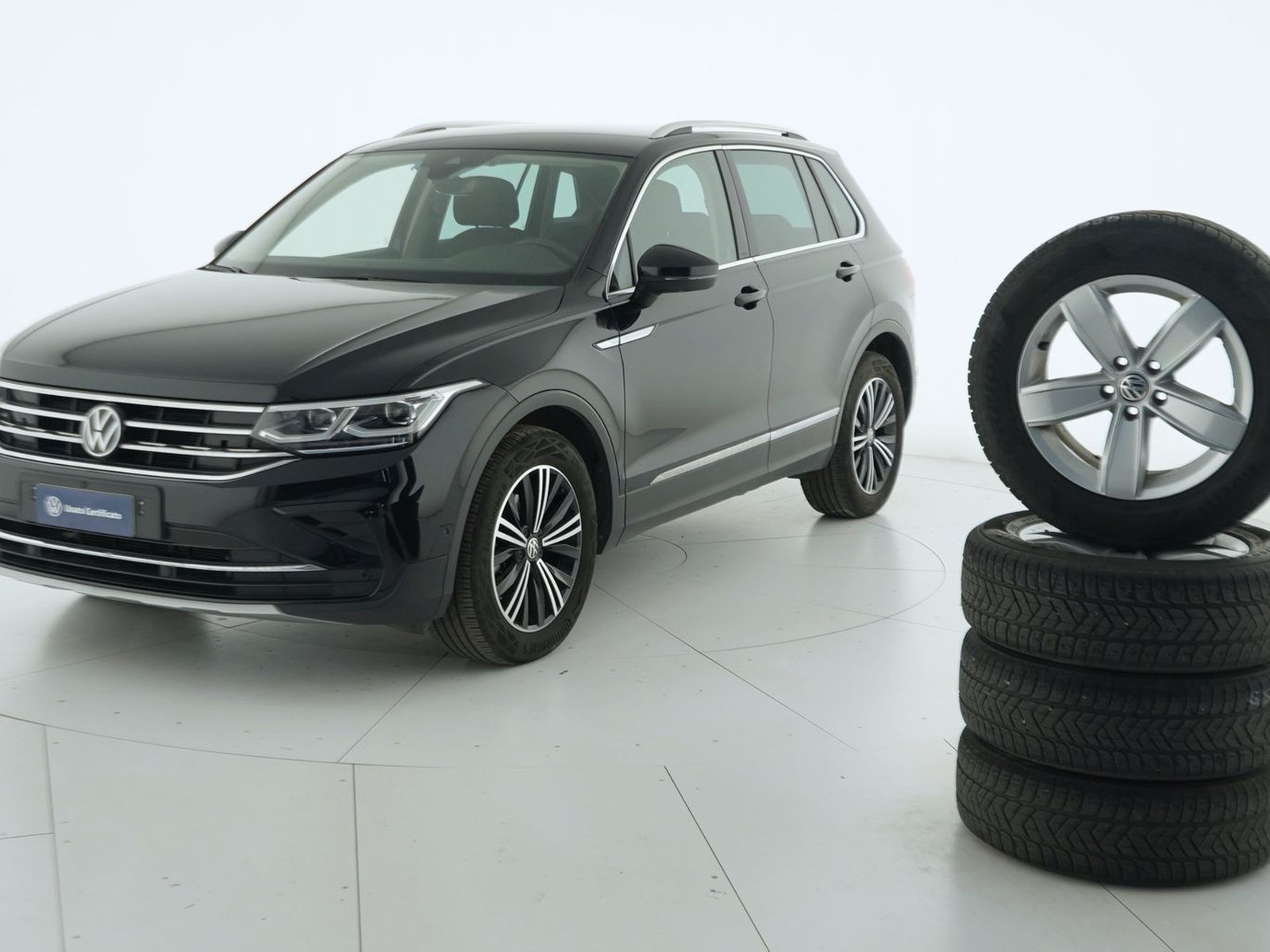 42 - Volkswagen Tiguan 1.5 tsi act 150cv elegance dsg