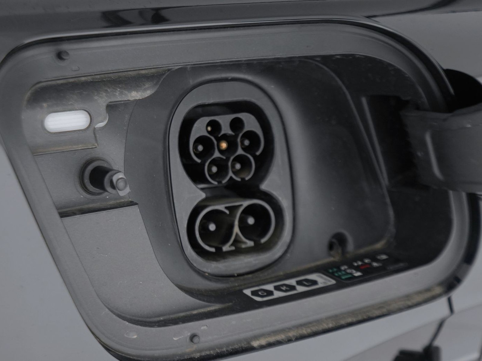 35 - Audi Q4 e-tron 45 s line edition