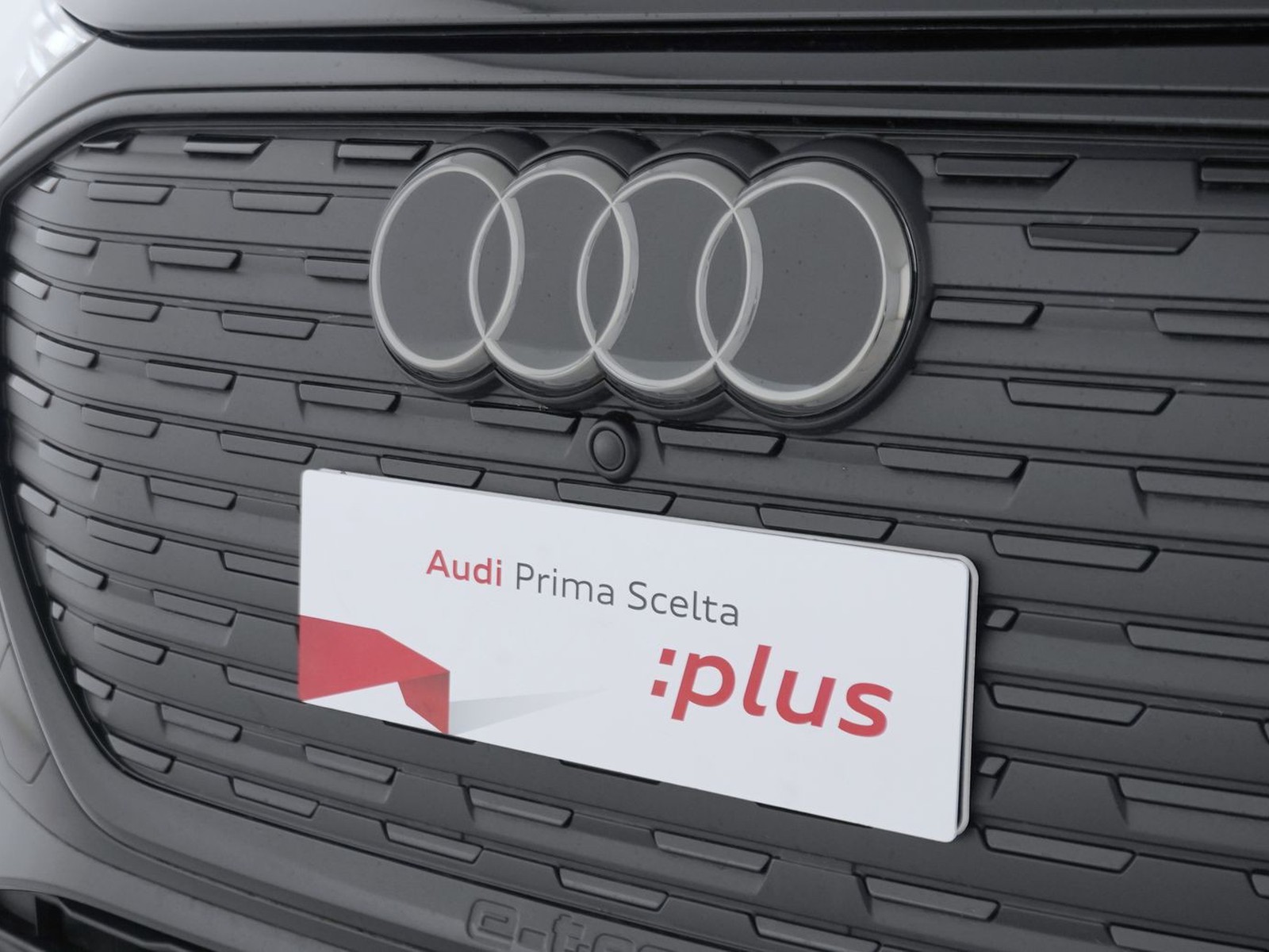 40 - Audi Q4 e-tron 45 s line edition