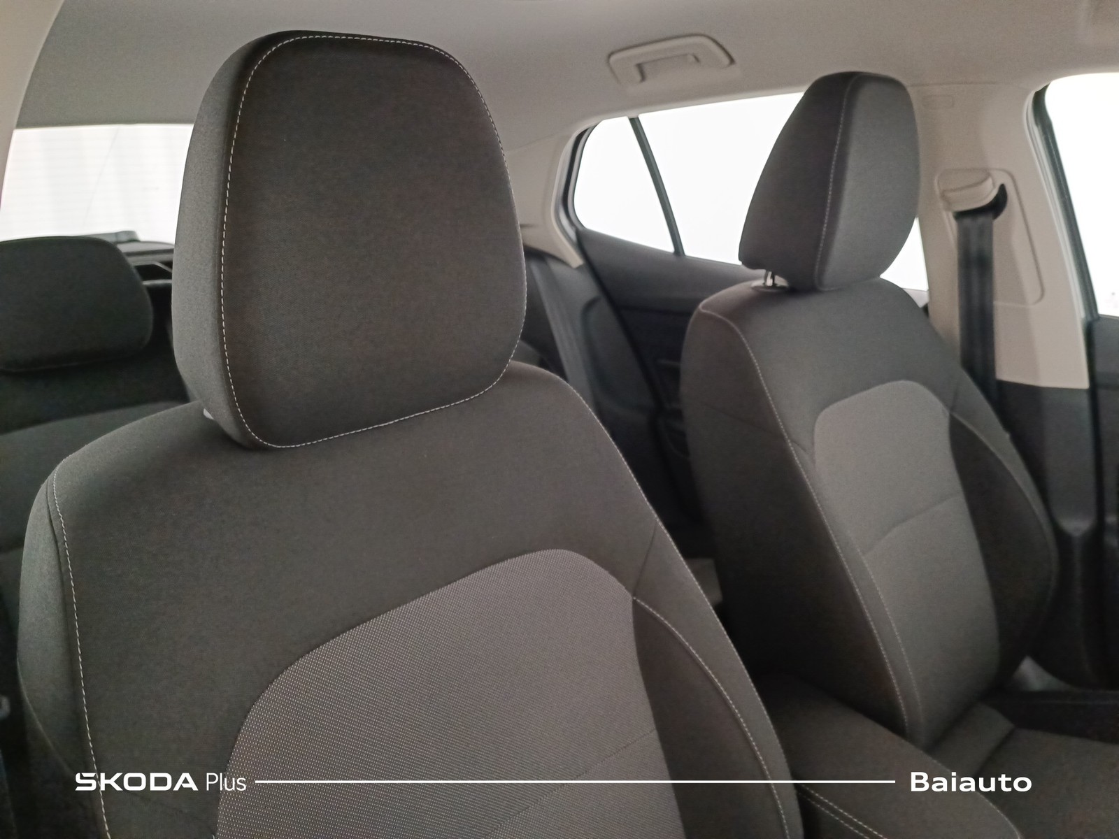 21 - Skoda Fabia 1.0 tsi 95cv young edition