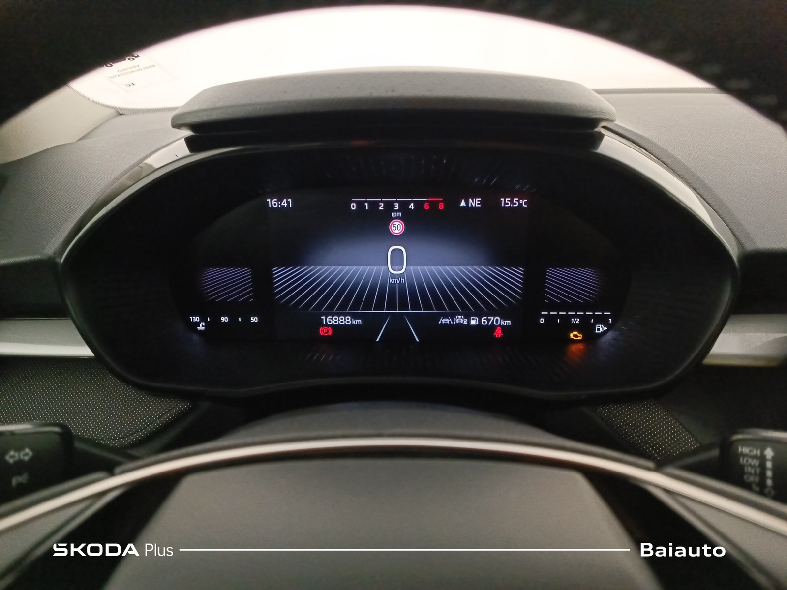 9 - Skoda Fabia 1.0 tsi 95cv young edition