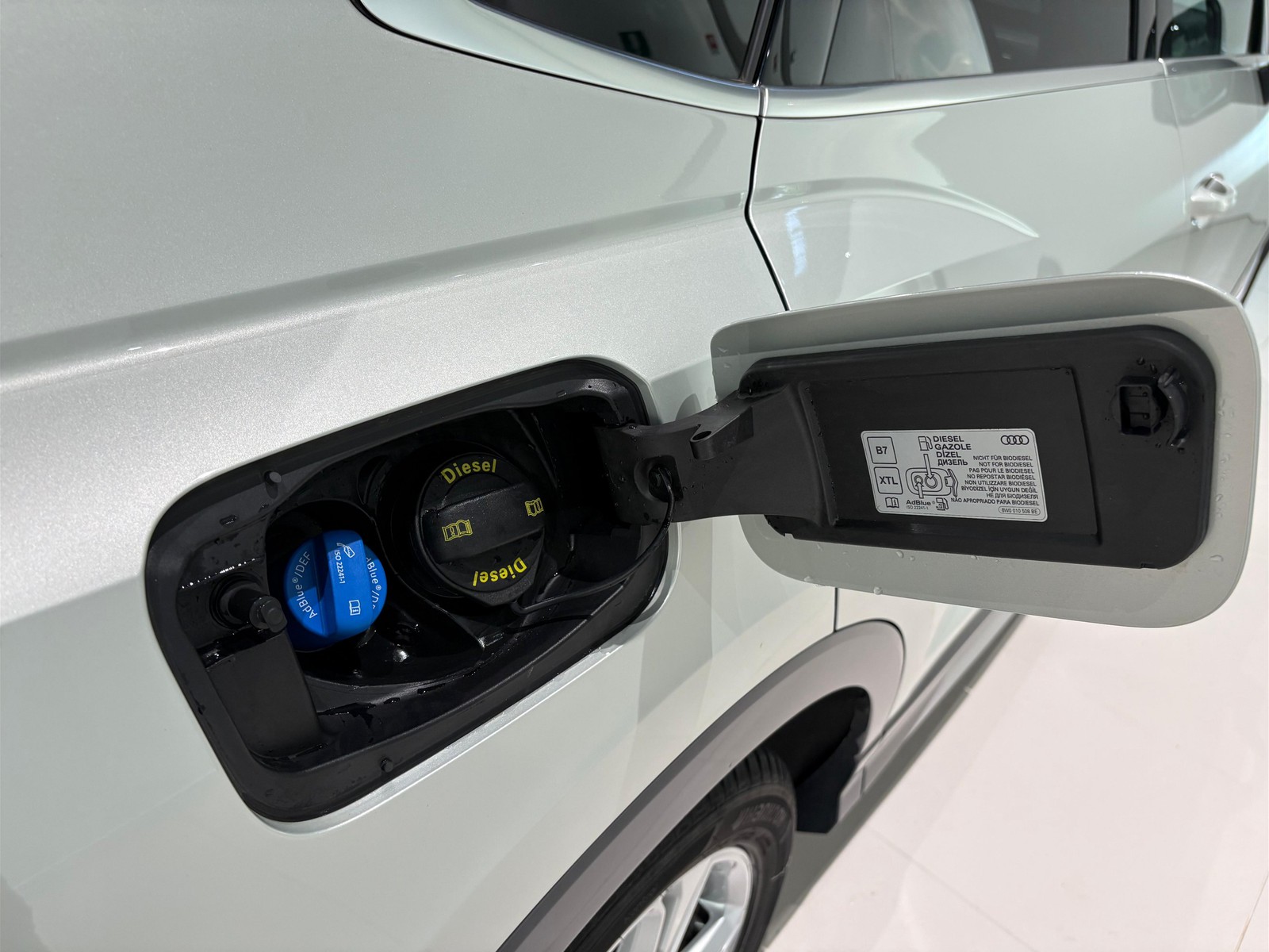 34 - Audi Q3 sportback 35 2.0 tdi s line edition s tronic