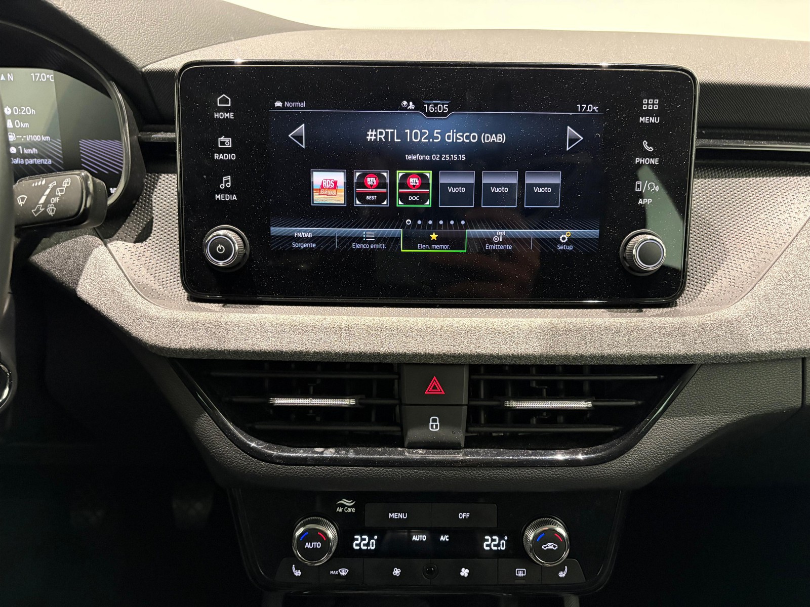 15 - Skoda Kamiq 1.0 tsi 115cv black dots