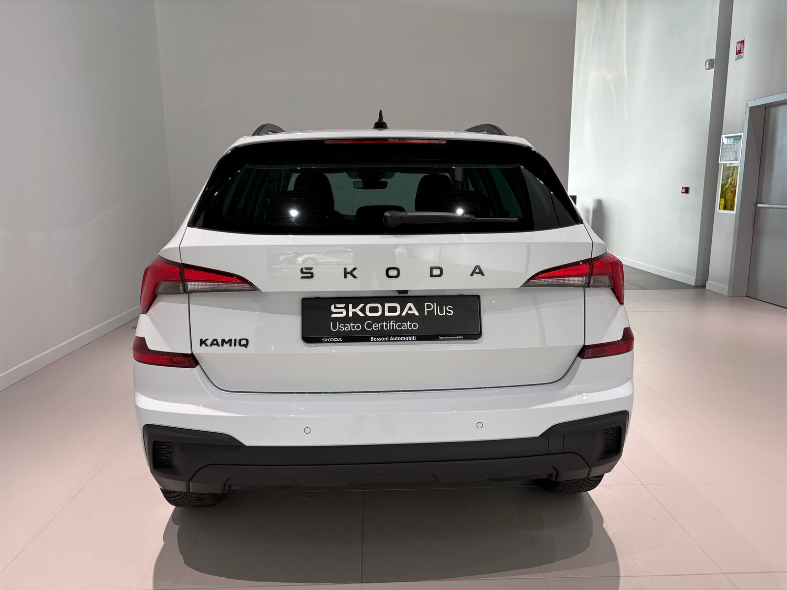 6 - Skoda Kamiq 1.0 tsi 115cv black dots