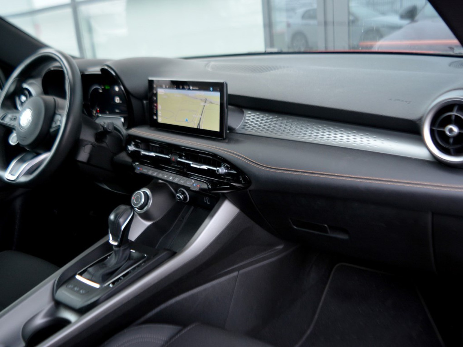 8 - Alfa Romeo Tonale 1.6 130cv sprint tct6